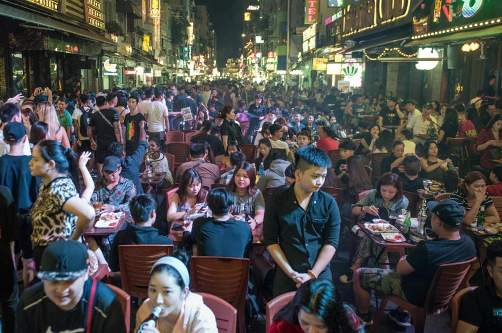 SaiGon CoZy Hotel 241 Pham Ngu Lao Street" Ho Chi Minh-stad Buitenkant foto